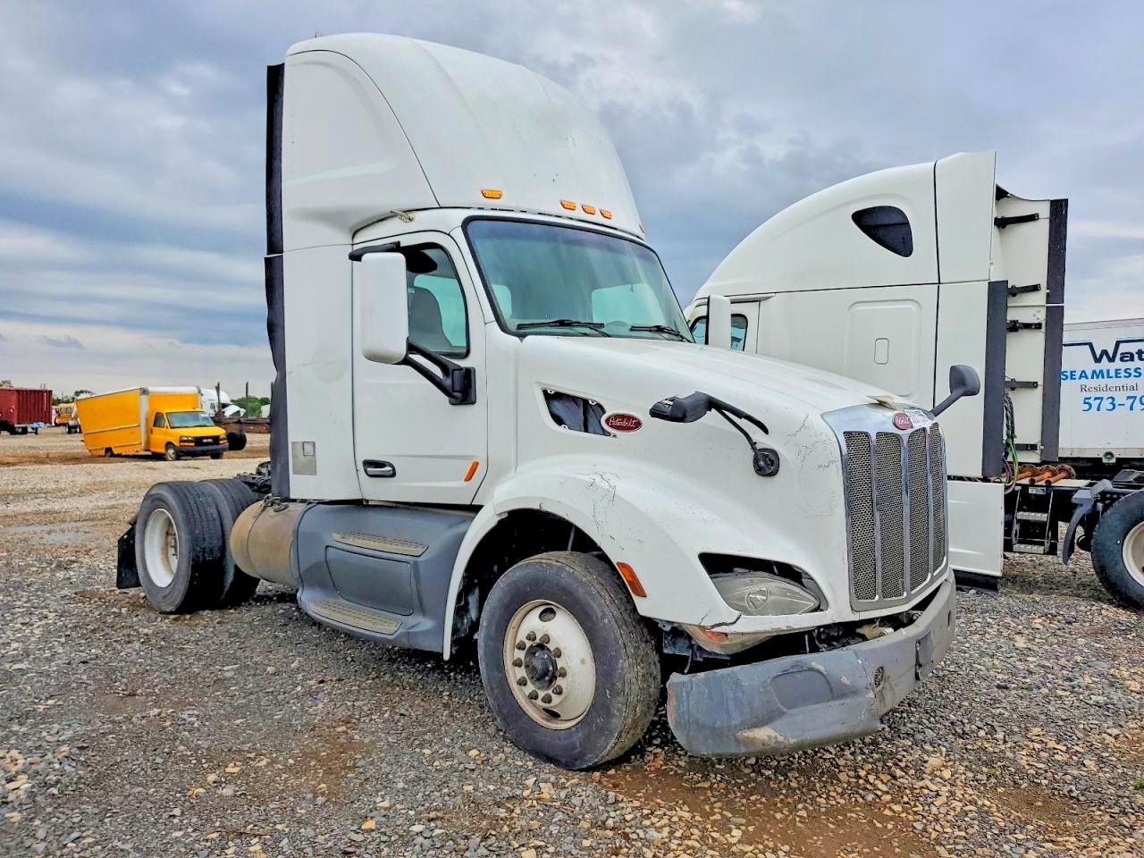 2016 Peterbilt 579
