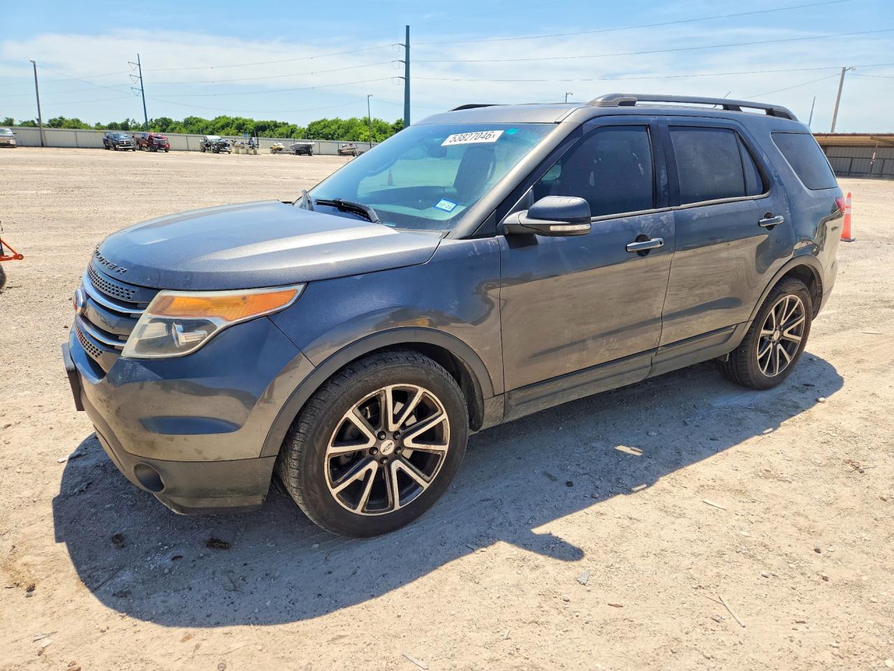 2015 Ford Explorer
