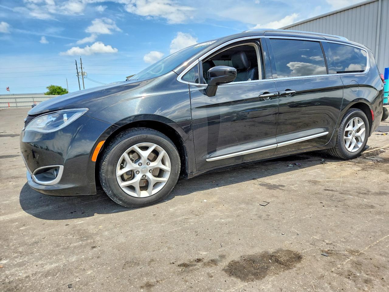 2018 Chrysler Pacifica