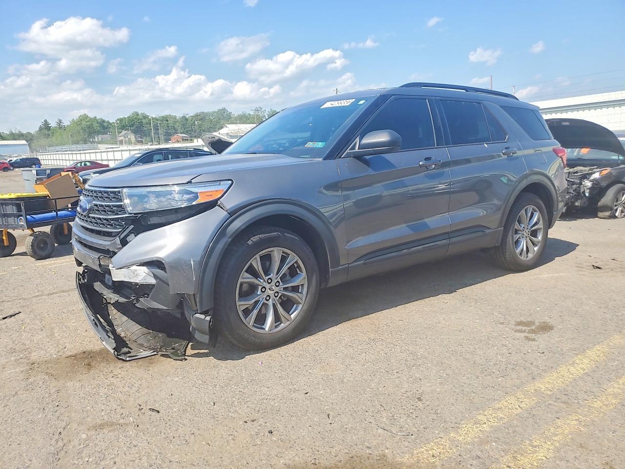 2022 Ford Explorer