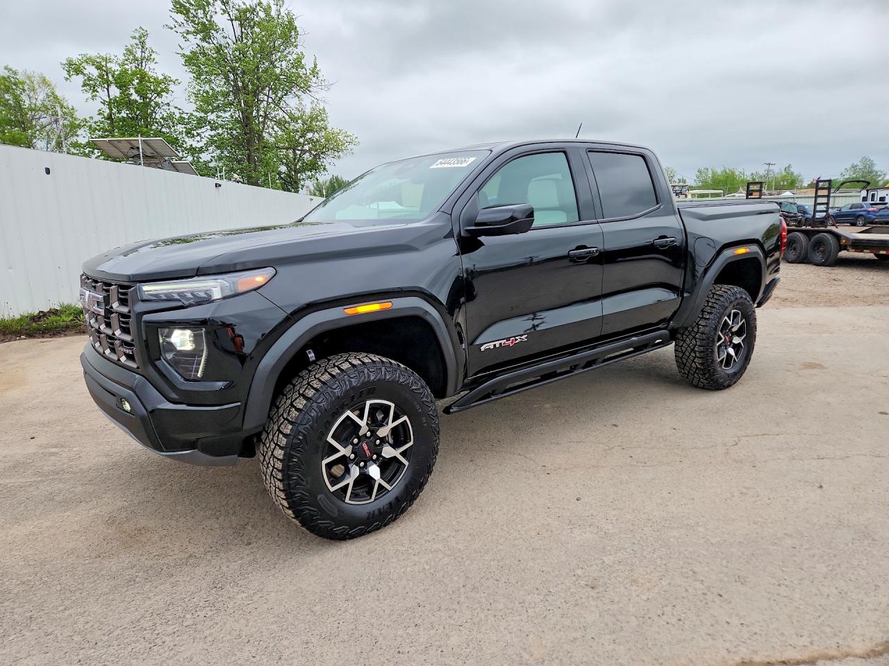 2025 GMC Canyon