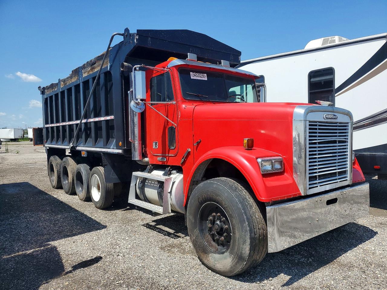 2000 Freightliner Conventional