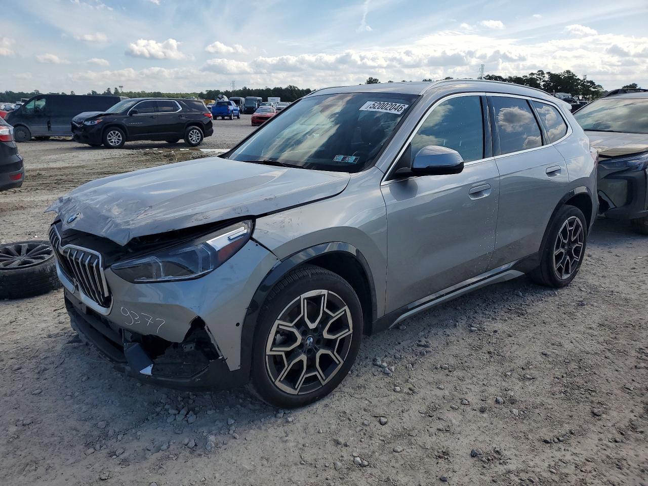 2025 BMW X1