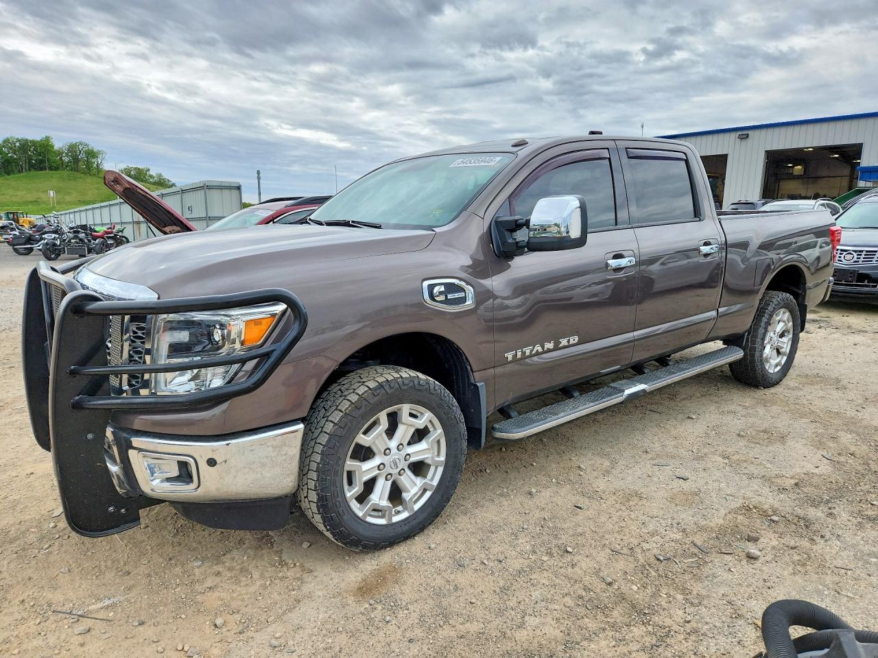 2016 Nissan Titan