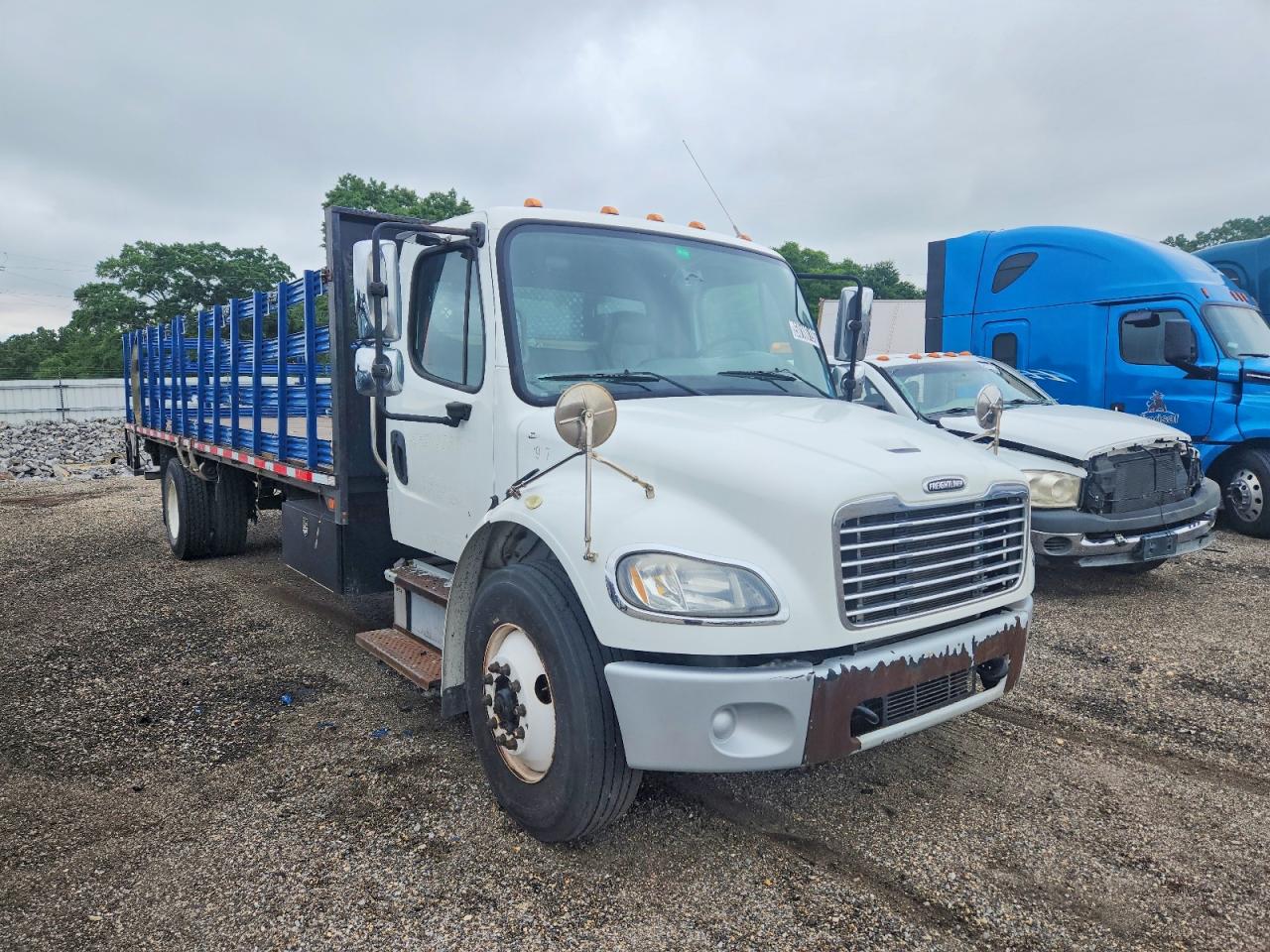 Freightliner M2
