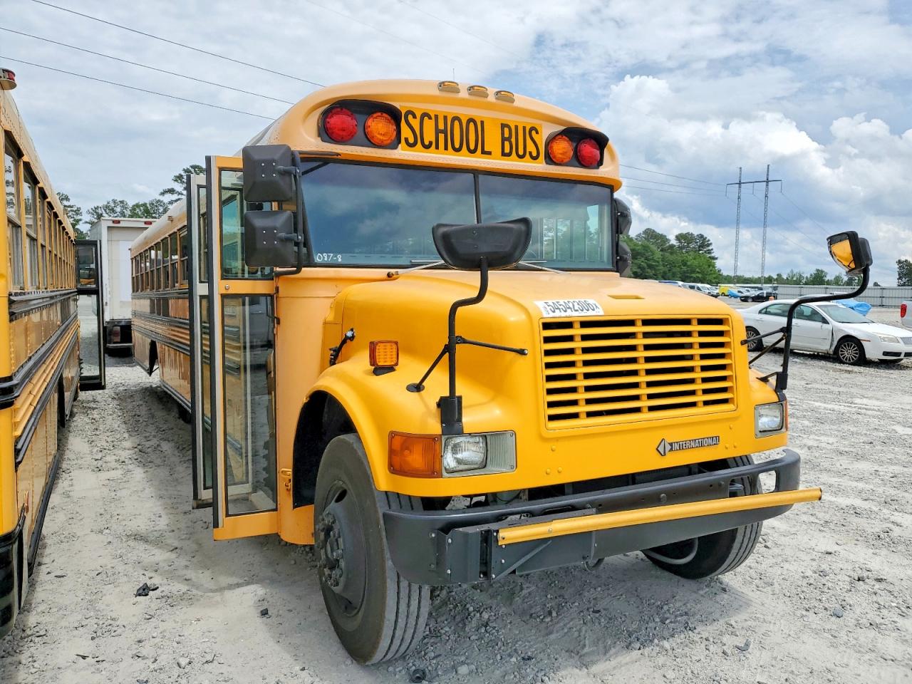 1997 International 3000 3800