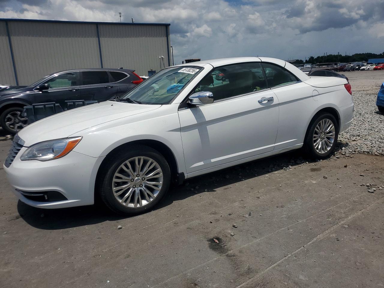 2011 Chrysler 200