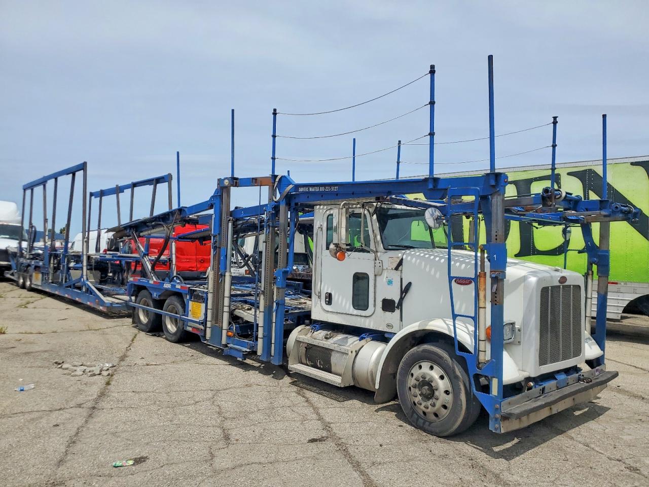 Peterbilt 365