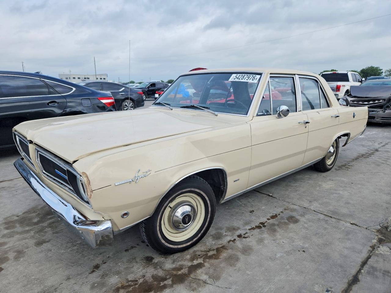 Plymouth Valiant