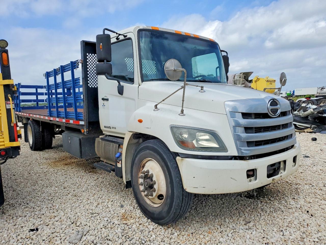 2015 Hino 258/268