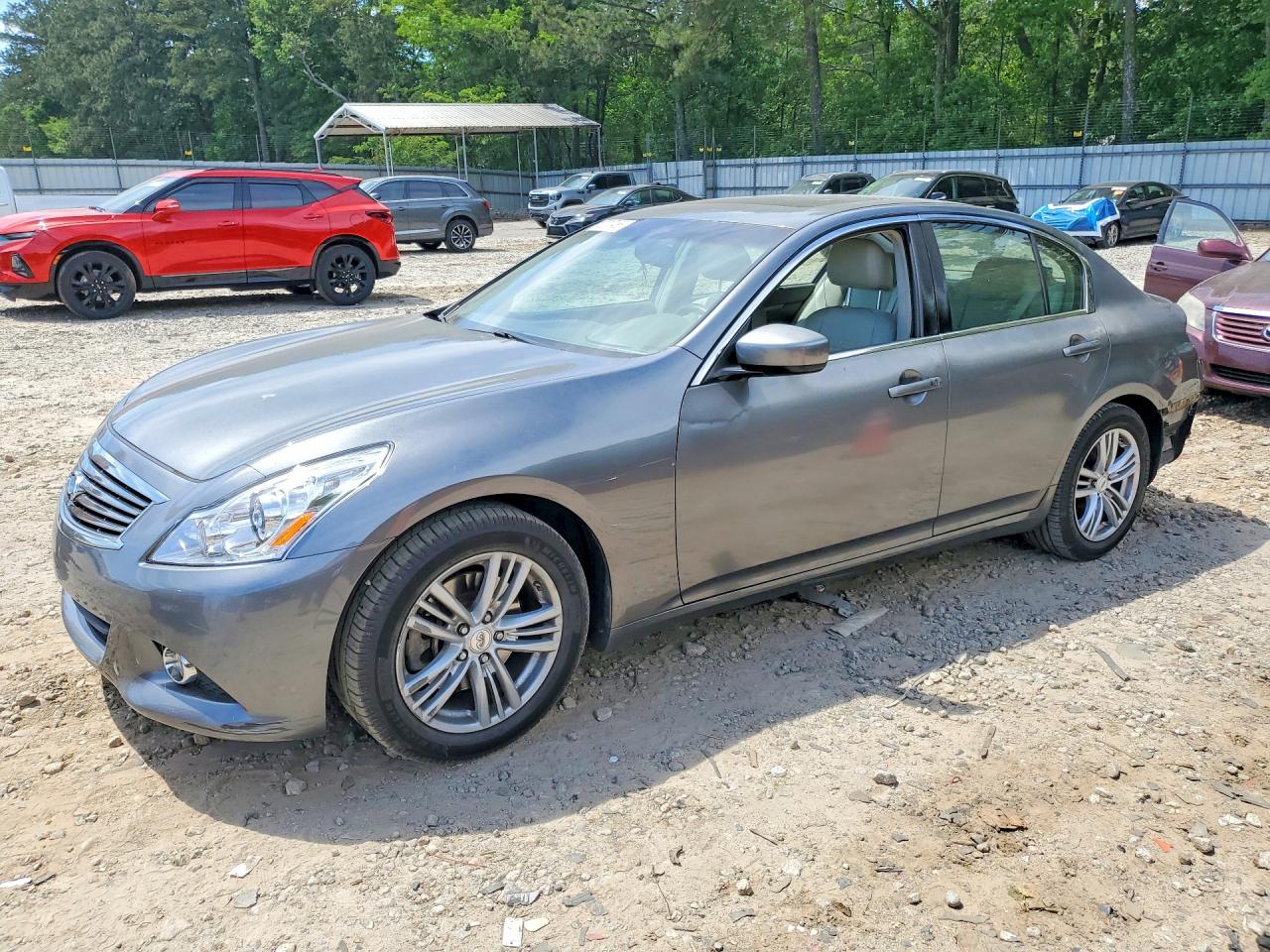 2011 Infiniti G37