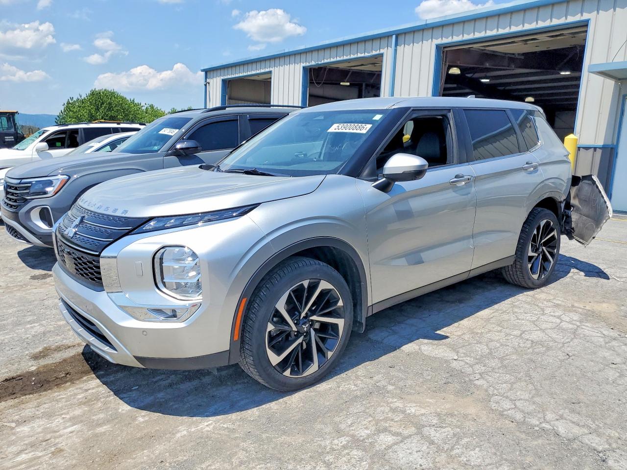 2023 Mitsubishi Outlander
