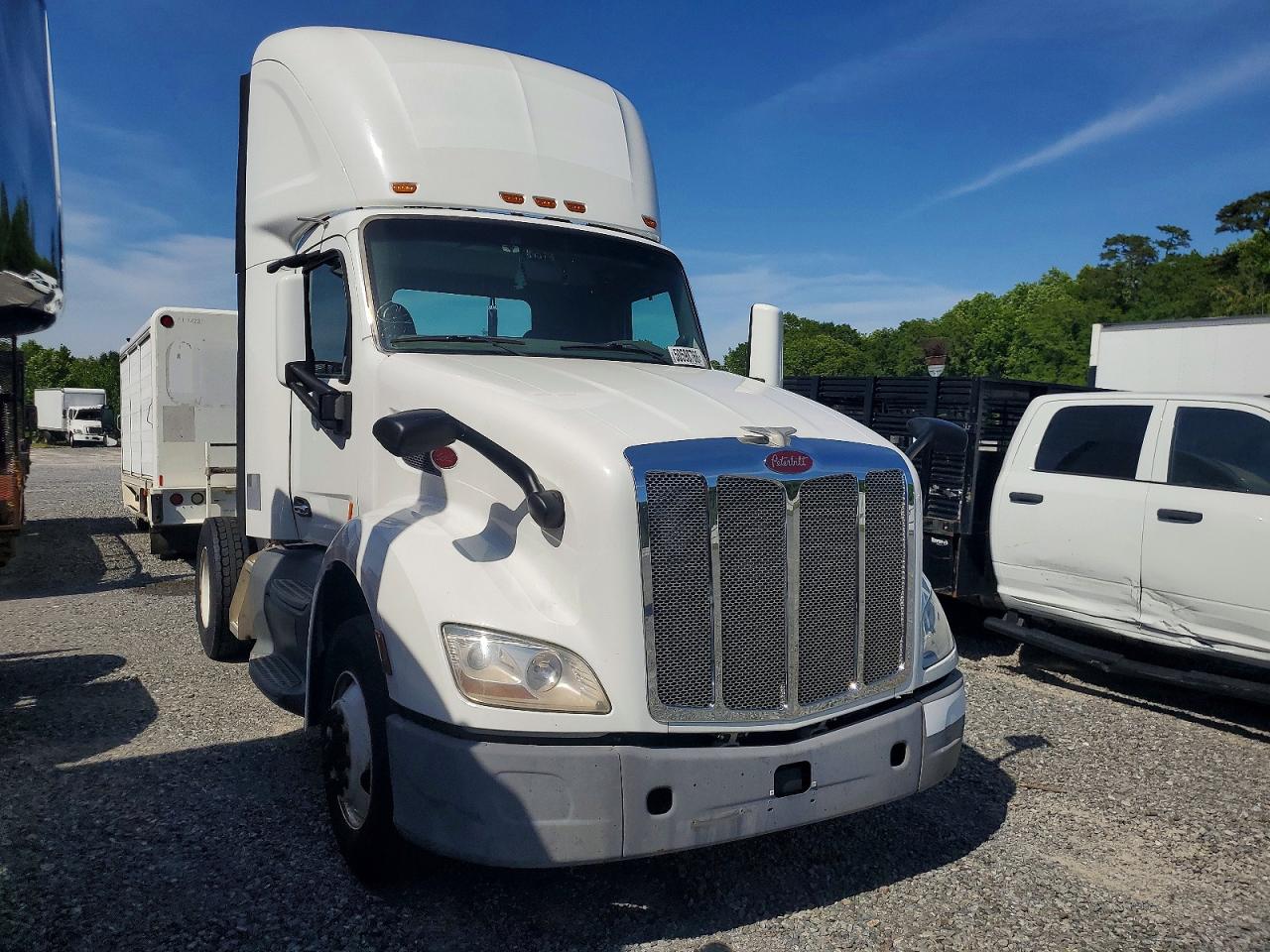 2017 Peterbilt 579