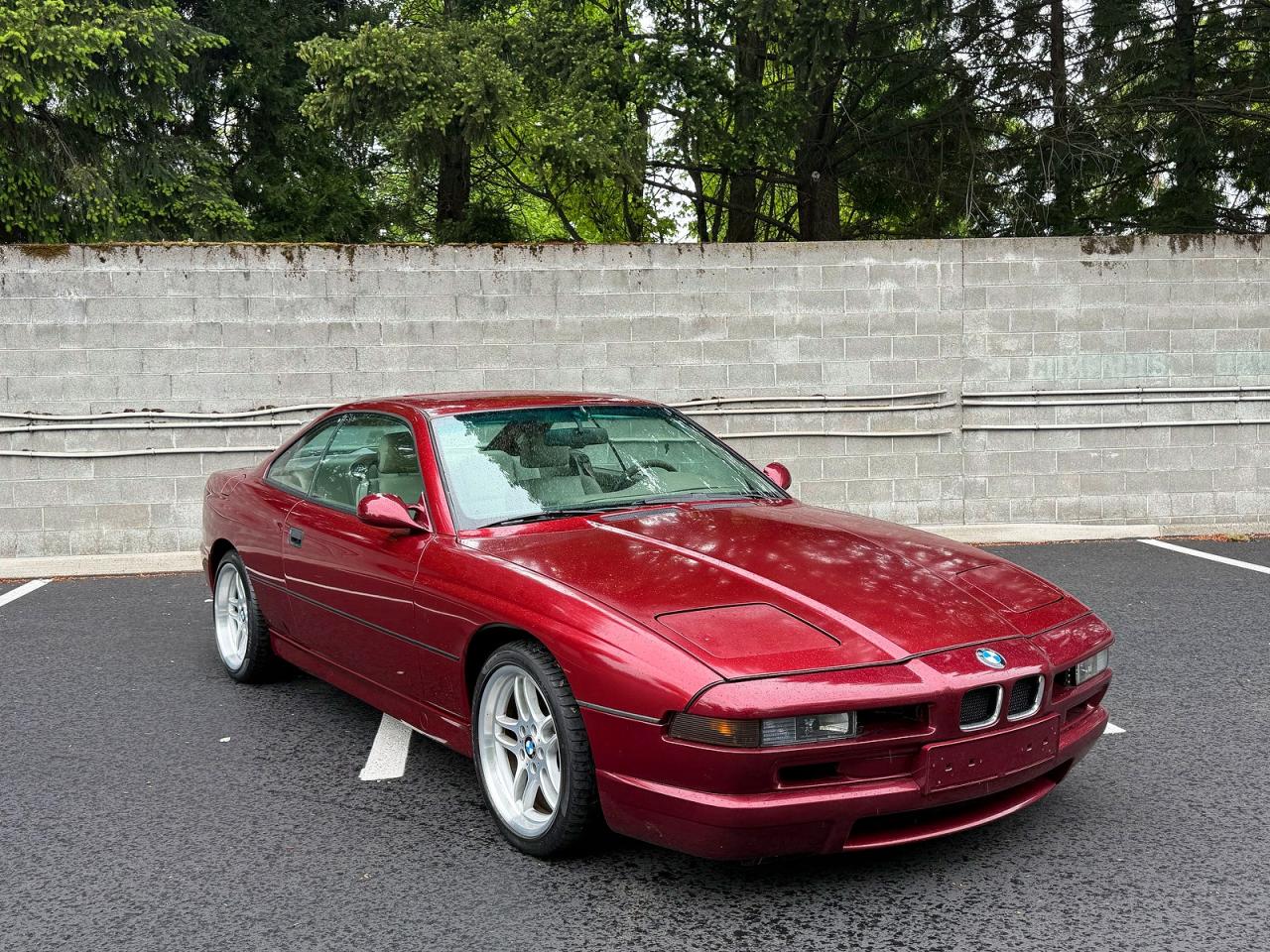 BMW 850