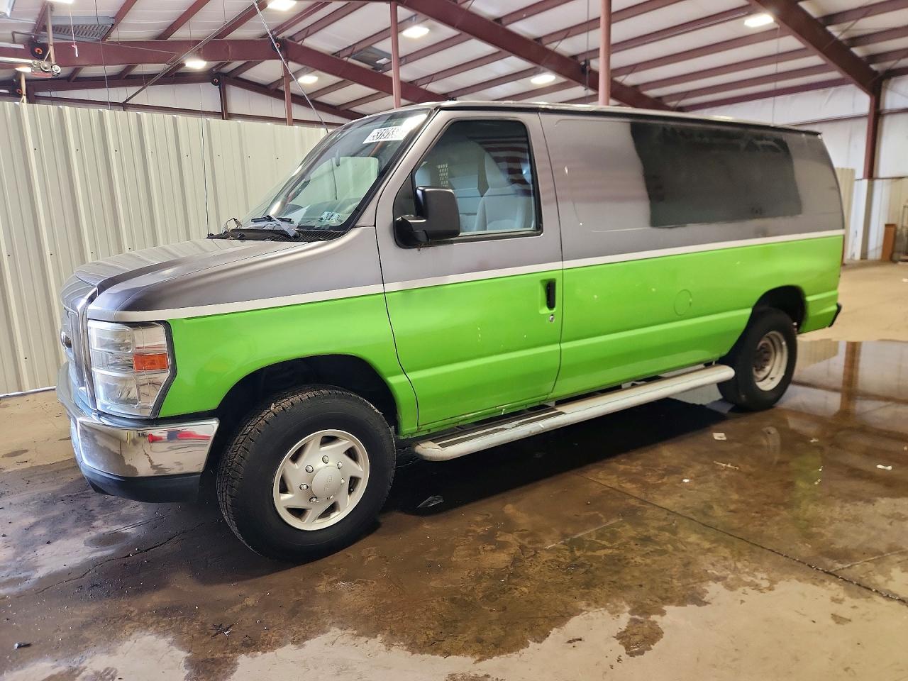 2013 Ford Econoline