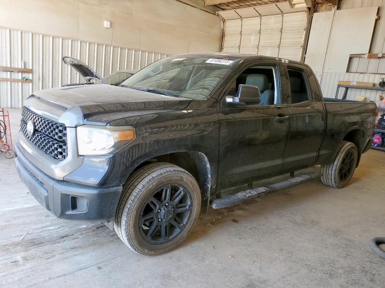 Toyota Tundra dou
