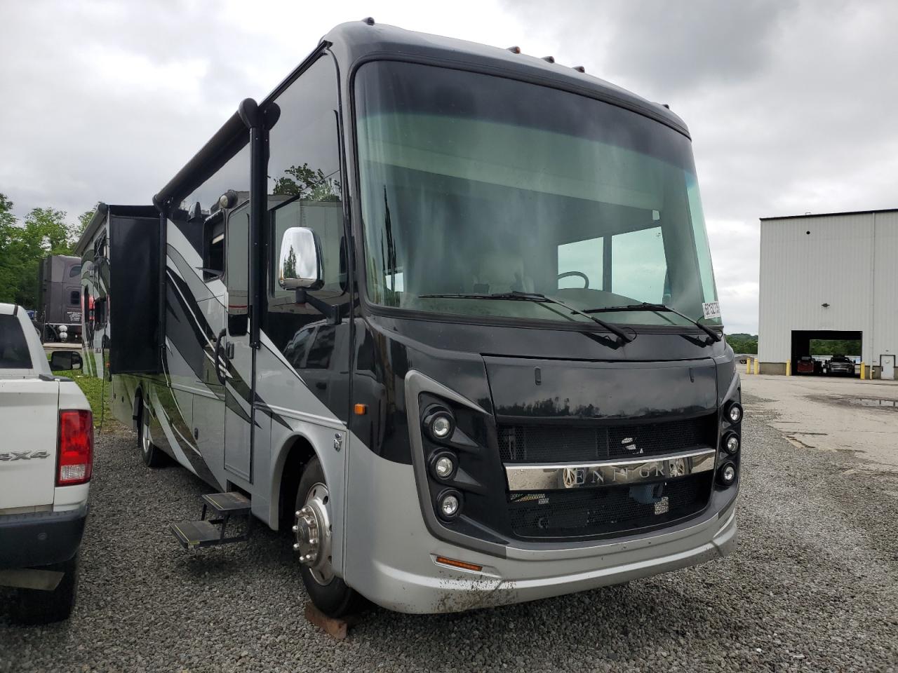 Ford F53