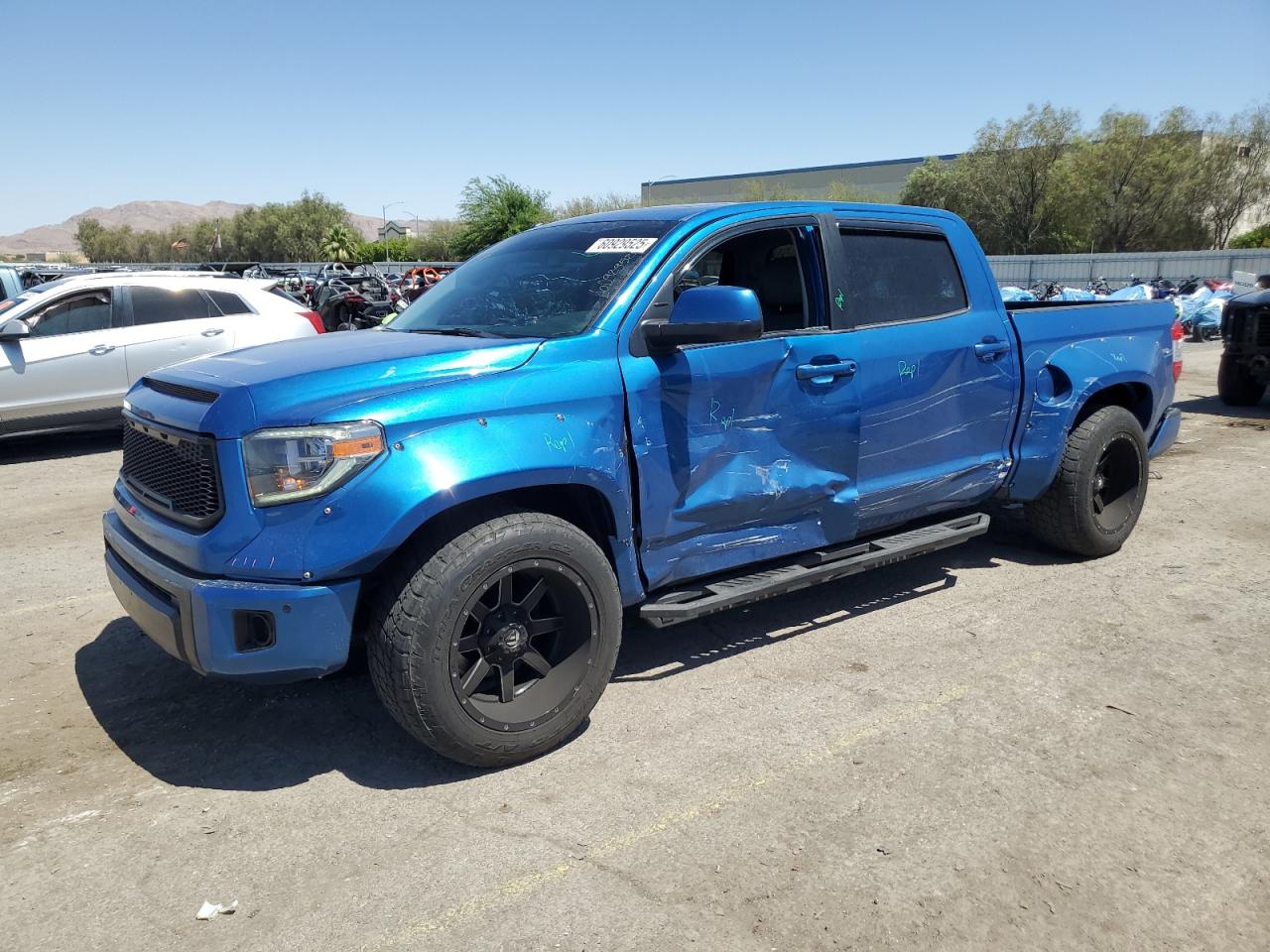 2016 Toyota Tundra crewmax limited