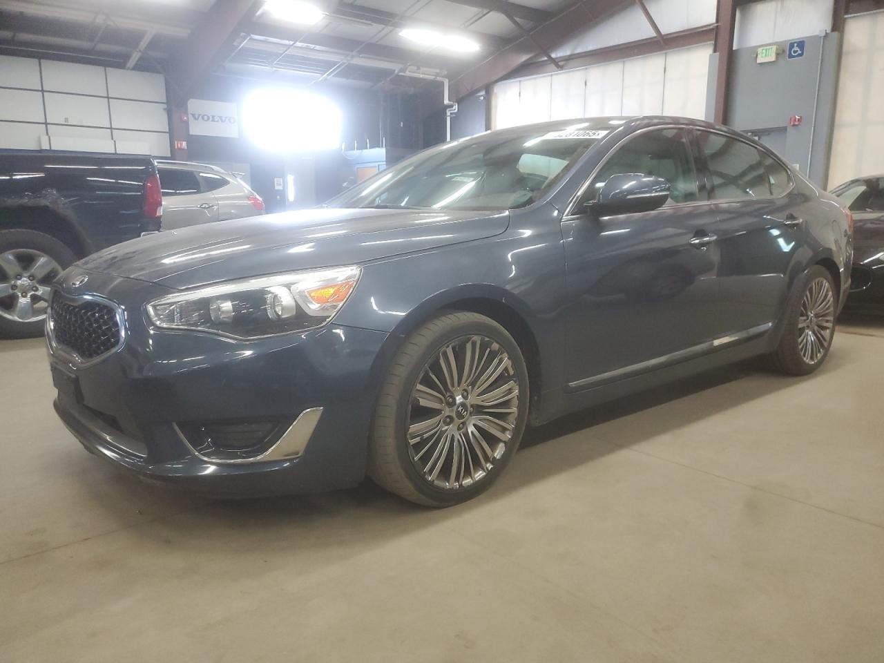 2014 Kia Cadenza
