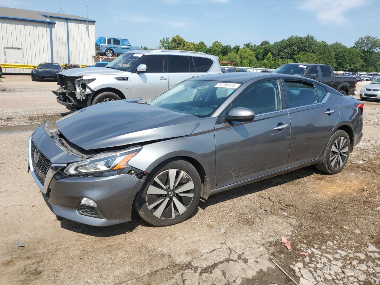 2022 Nissan Altima sv SV