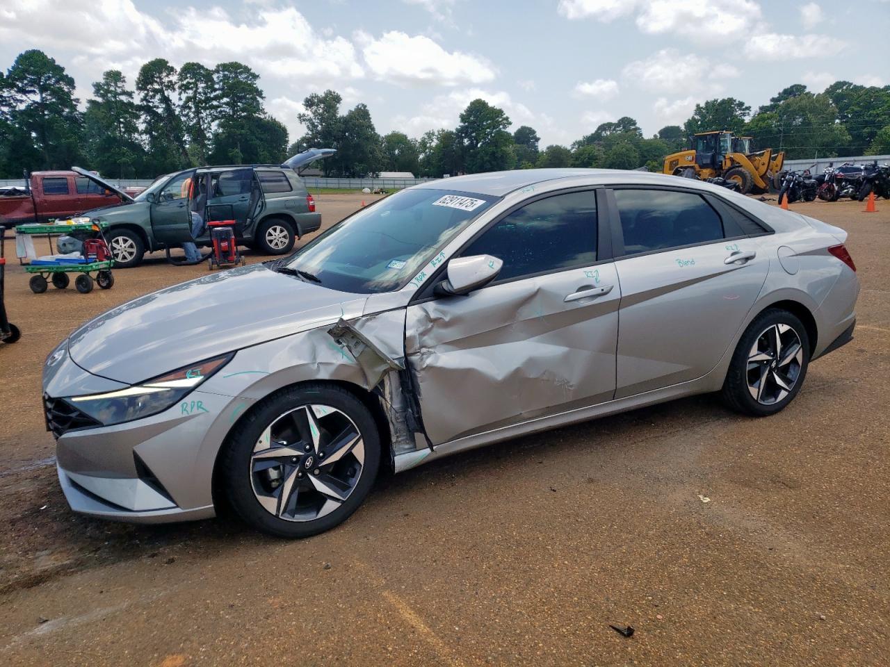 2023 Hyundai Elantra se SEL