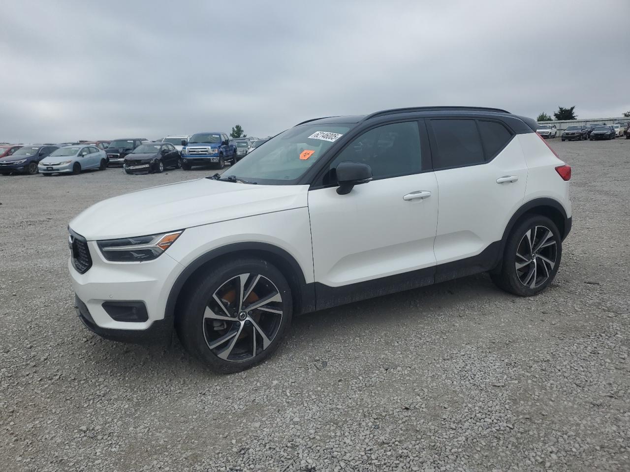 2021 Volvo Xc40 T5 R-design