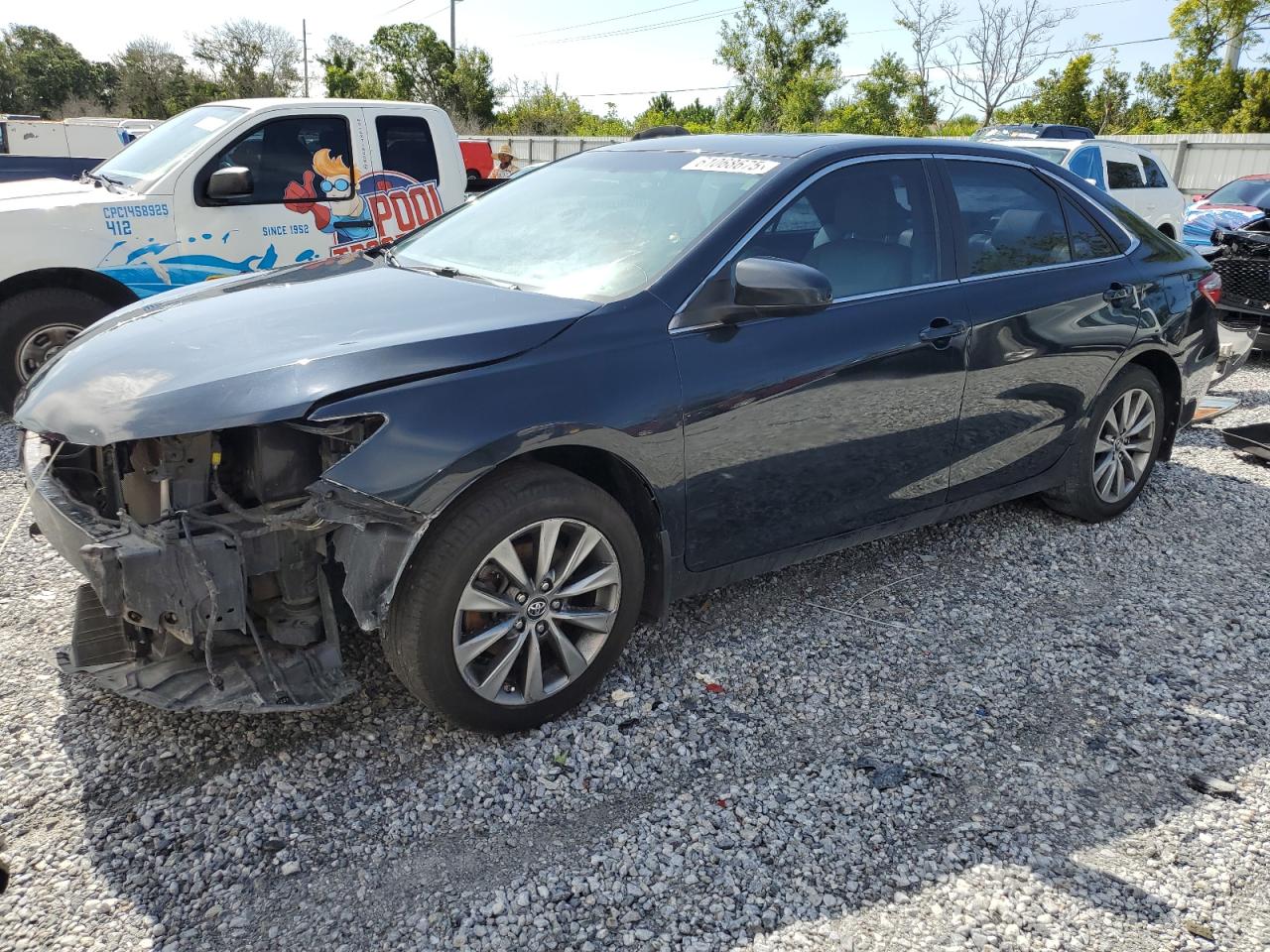 2017 Toyota Camry le LE