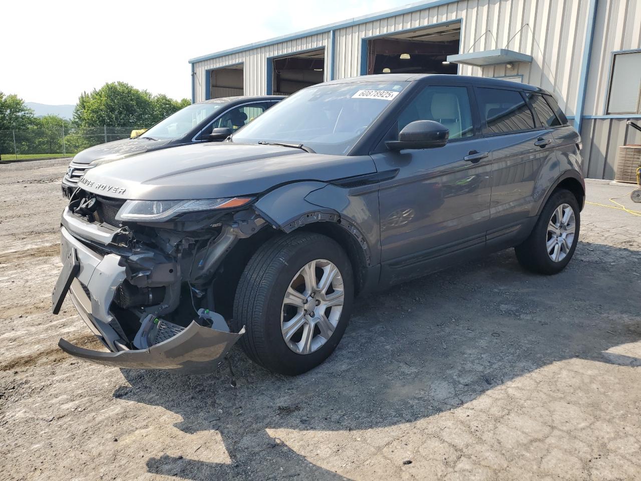 2017 Land rover Range rove SE