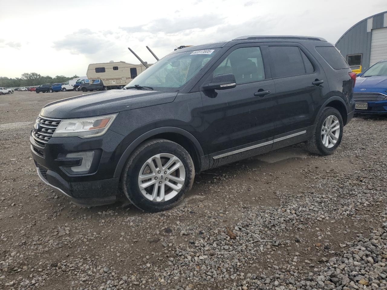 2016 Ford Explorer x XLT
