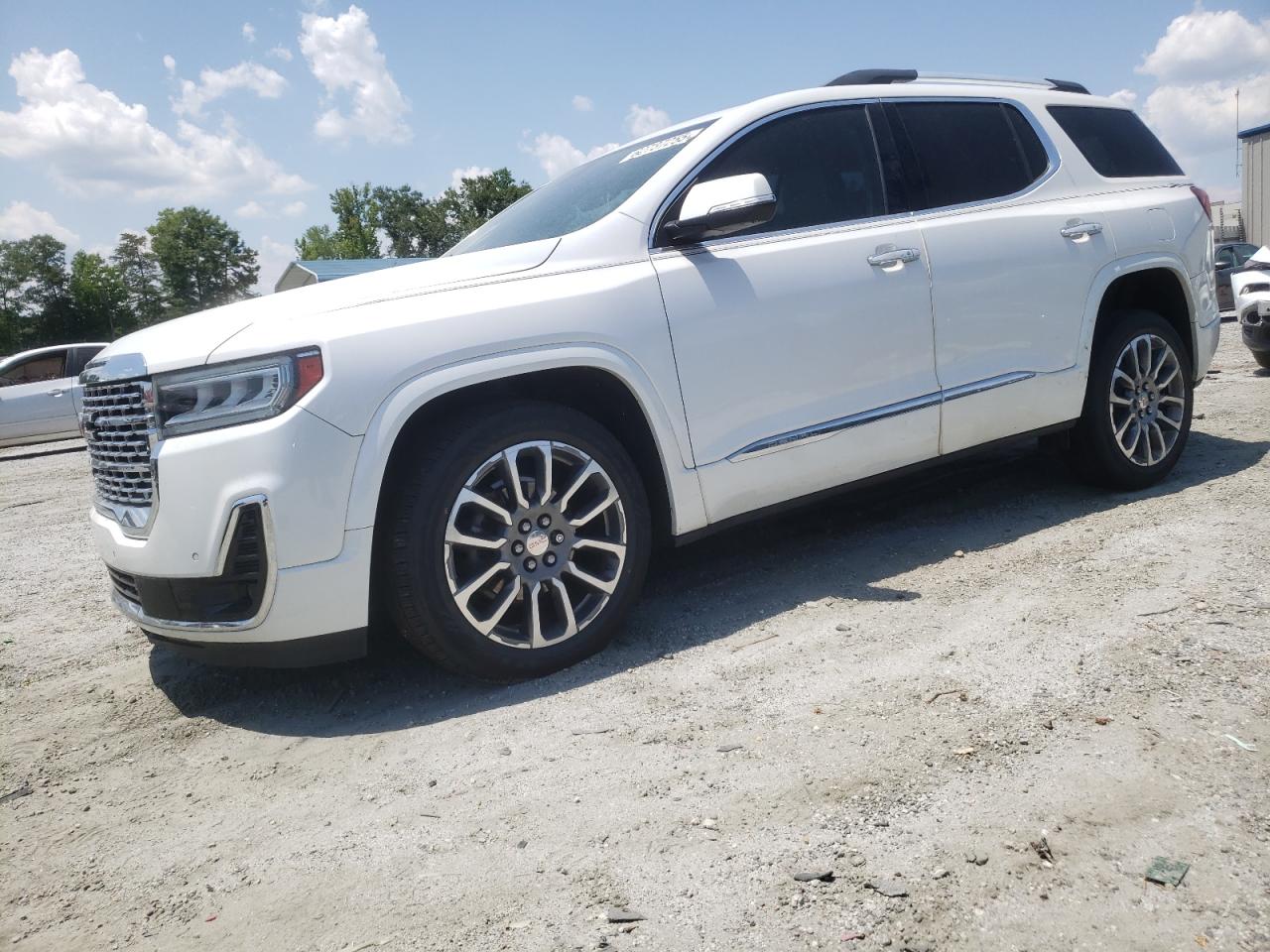 Gmc Acadia den
