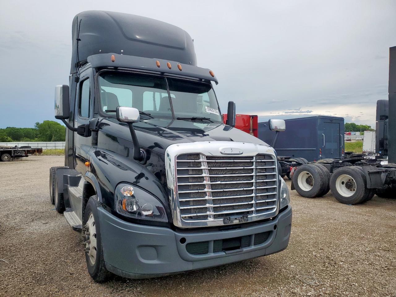 2016 Freightliner Cascadia 1