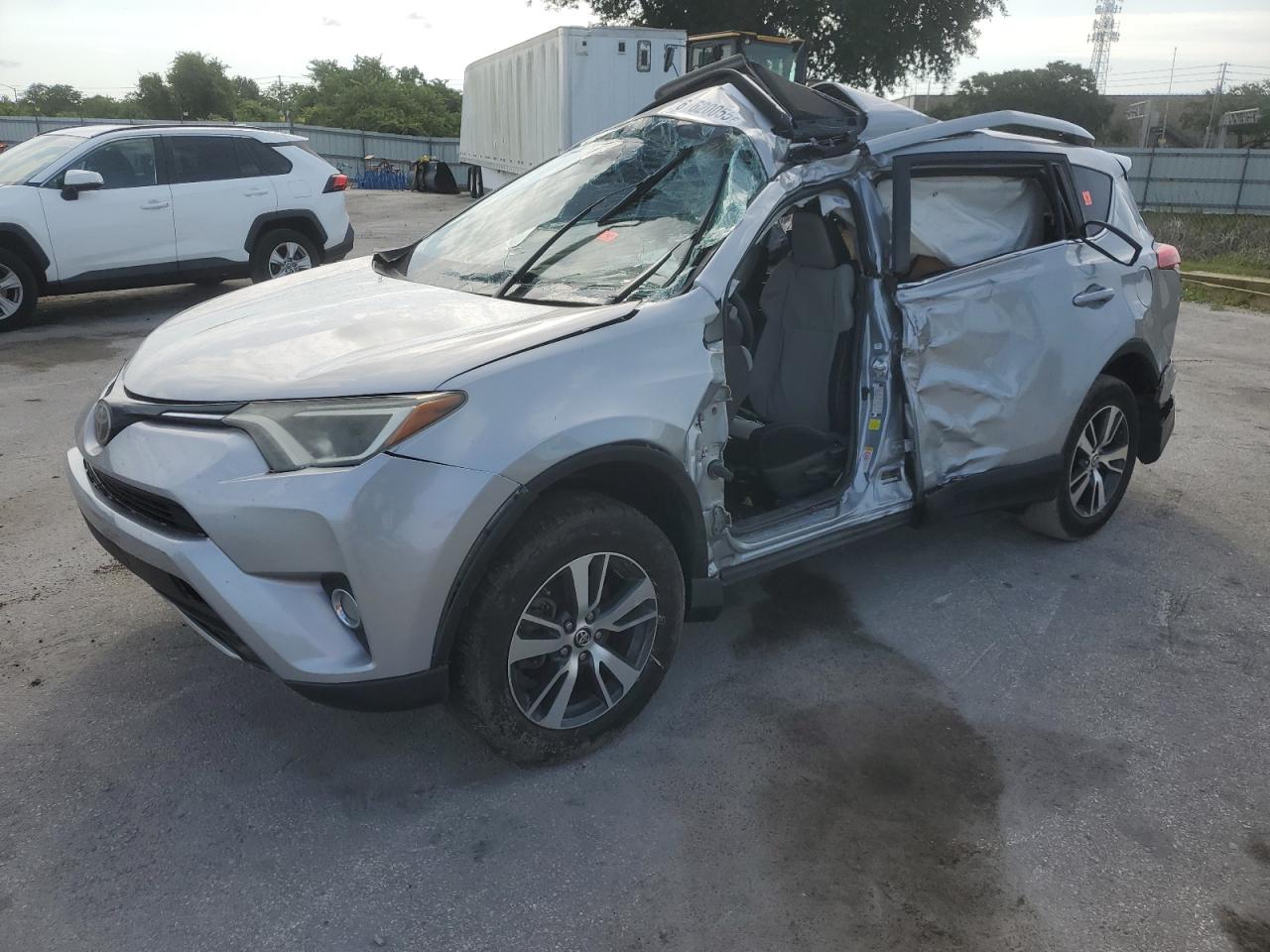 2017 Toyota Rav4 xle XLE