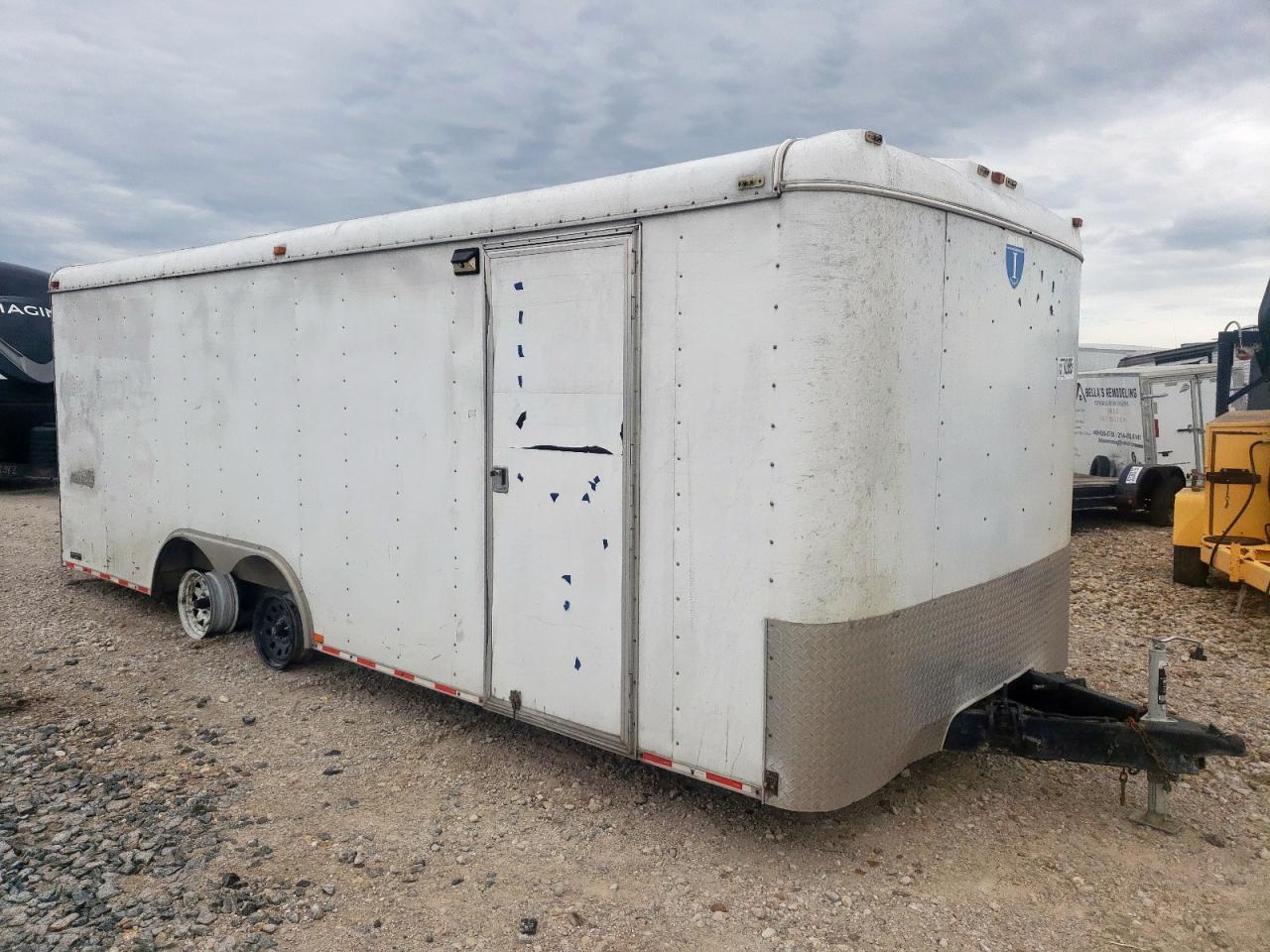 2002 Interstate Cargo