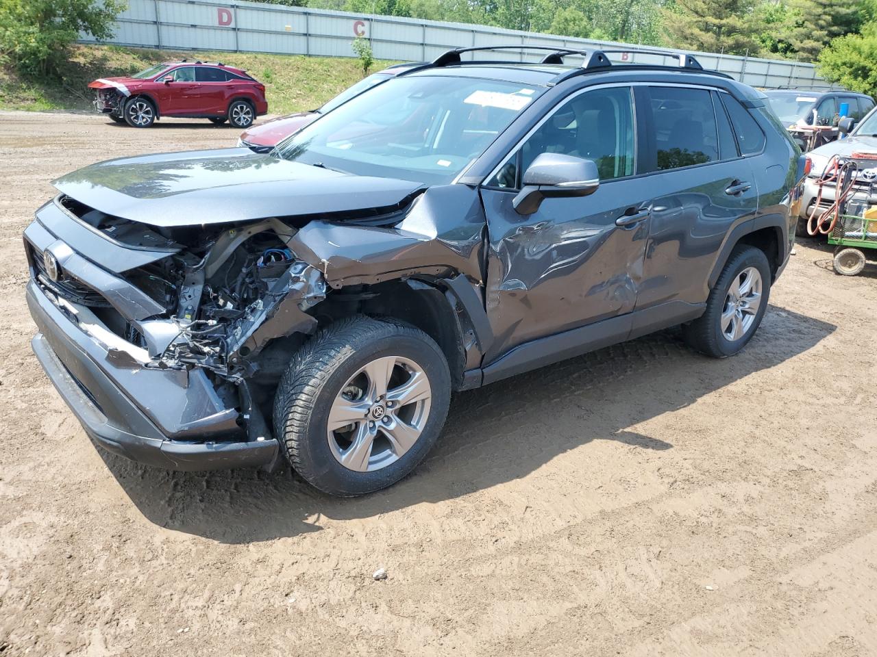 2022 Toyota Rav4 xle XLE