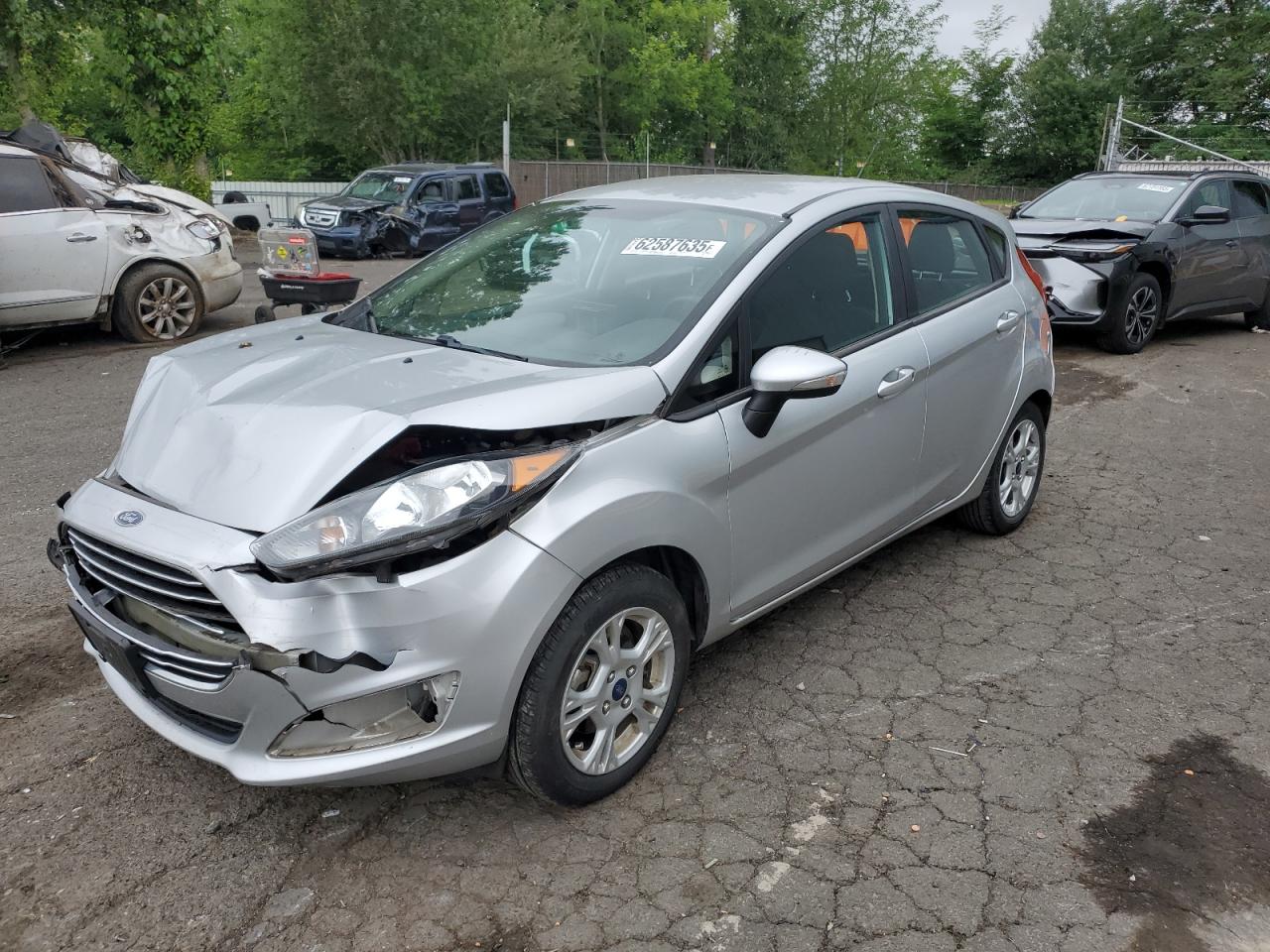 2016 Ford Fiesta se SE
