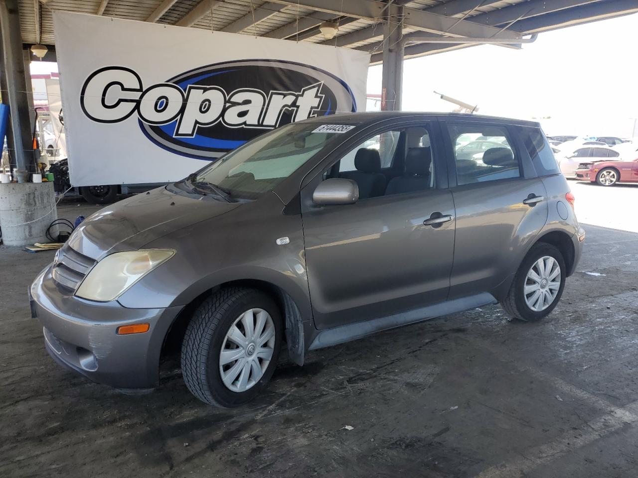 2005 Toyota Scion xa