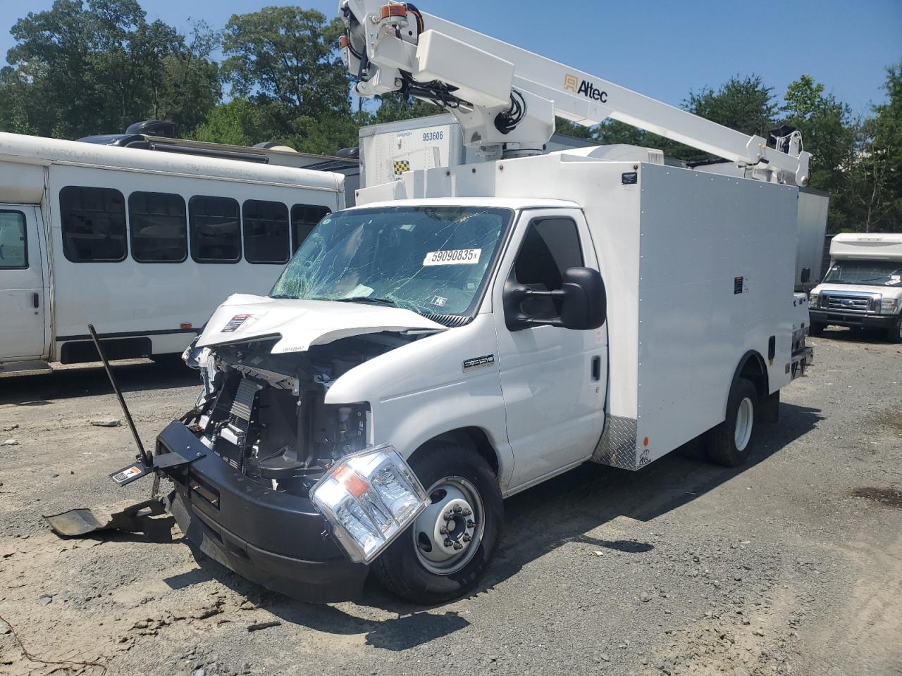 2025 Ford Econoline E350