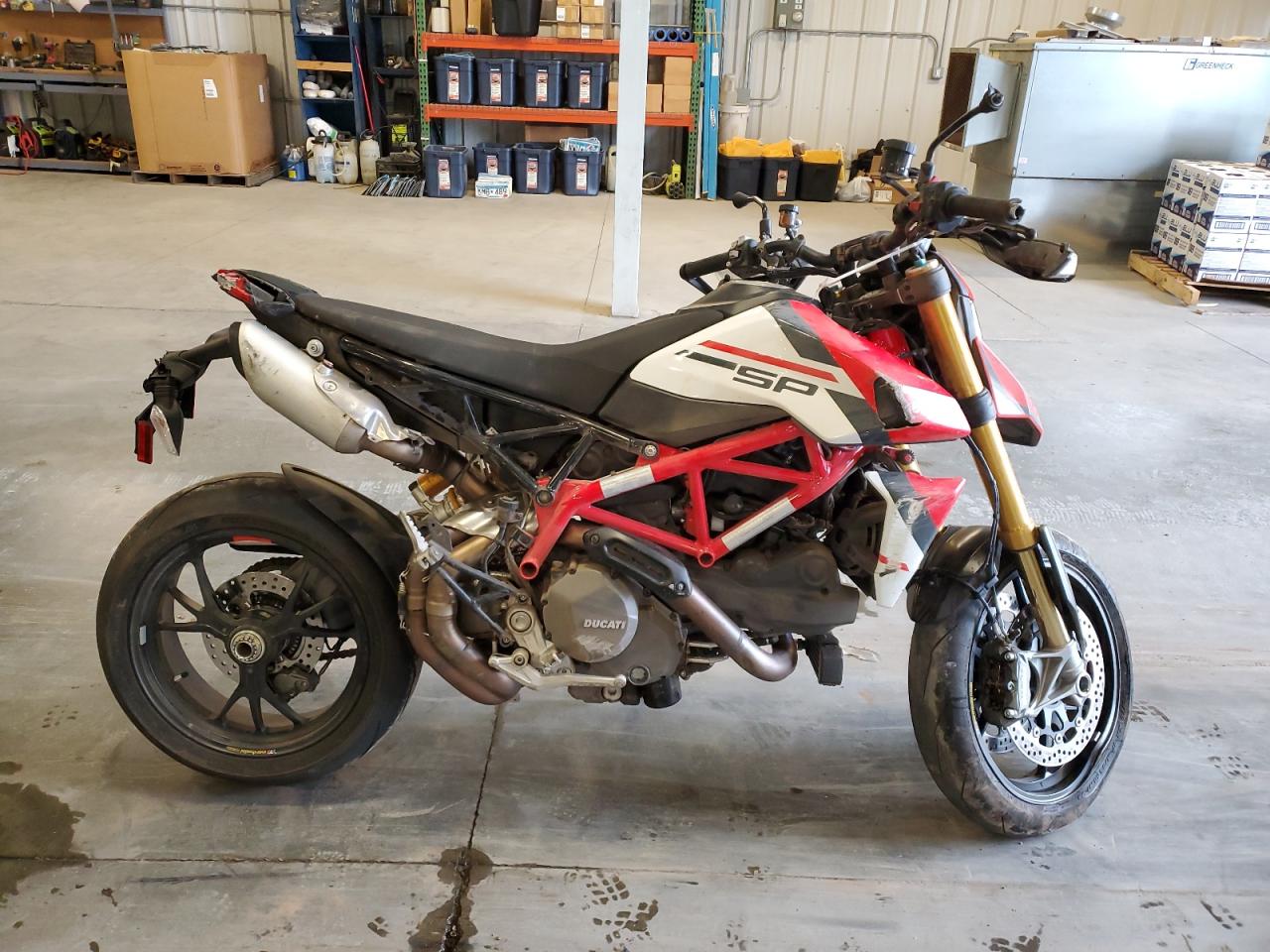Ducati Hypermotard 950