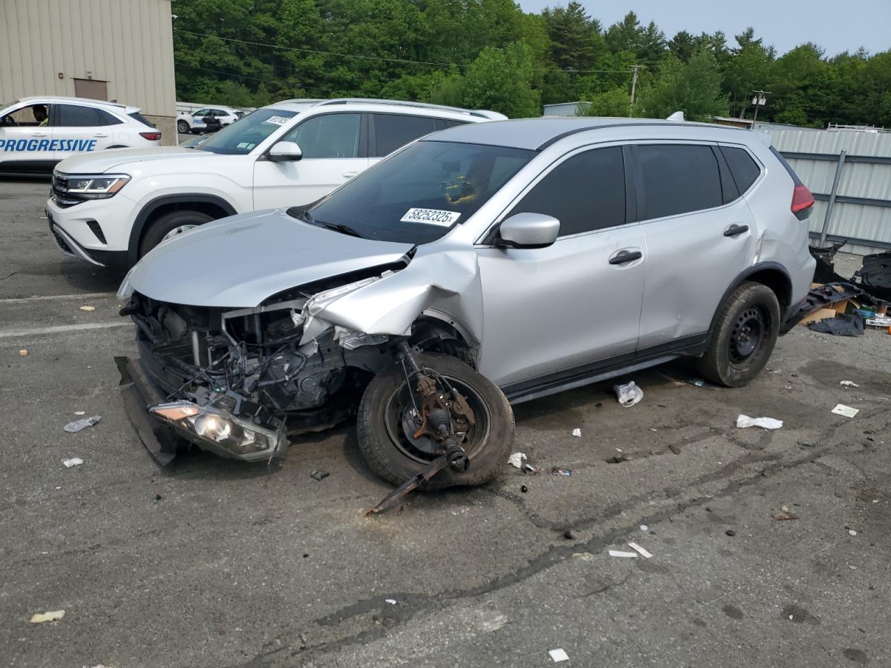 2017 Nissan Rogue s S