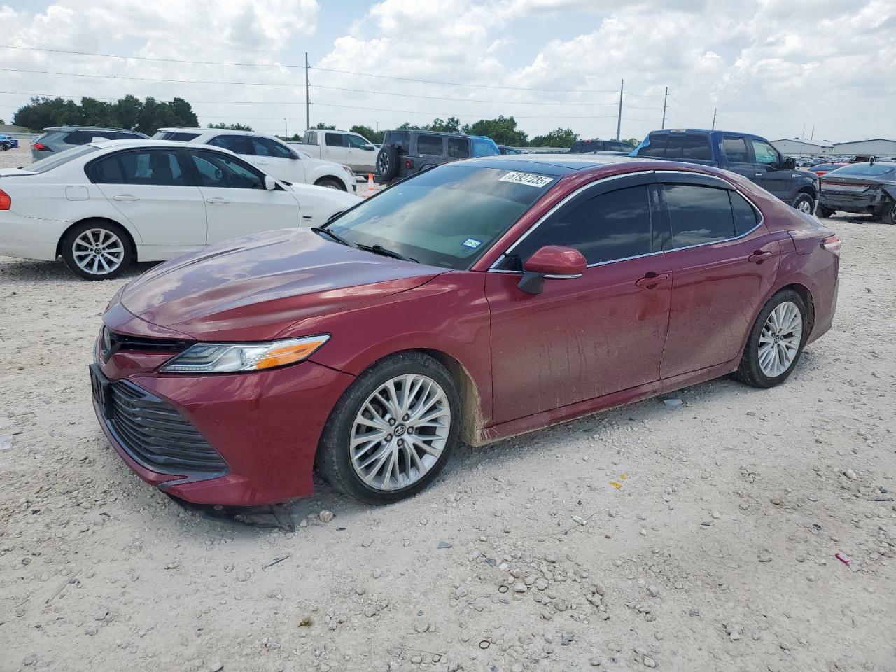 Toyota Camry l