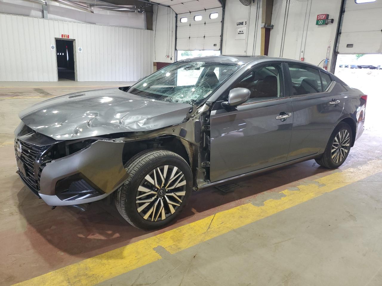 2024 Nissan Altima sv SV