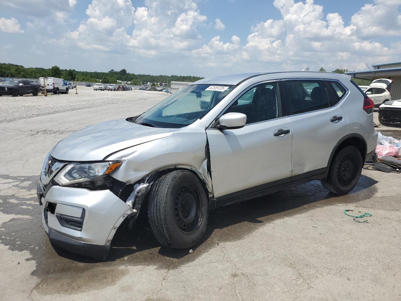 2018 Nissan Rogue s S