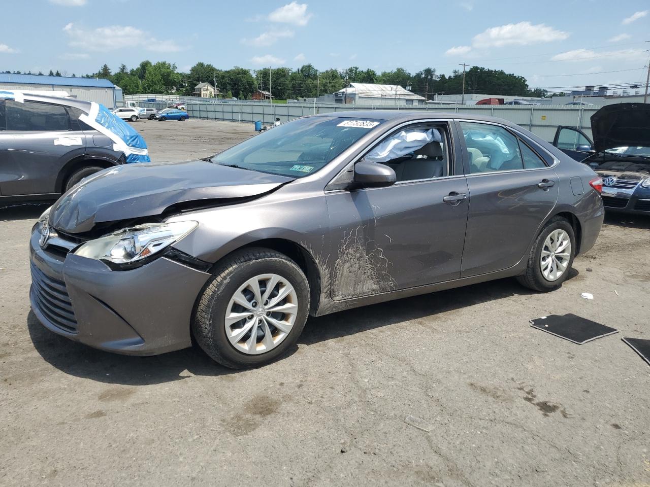2016 Toyota Camry le LE