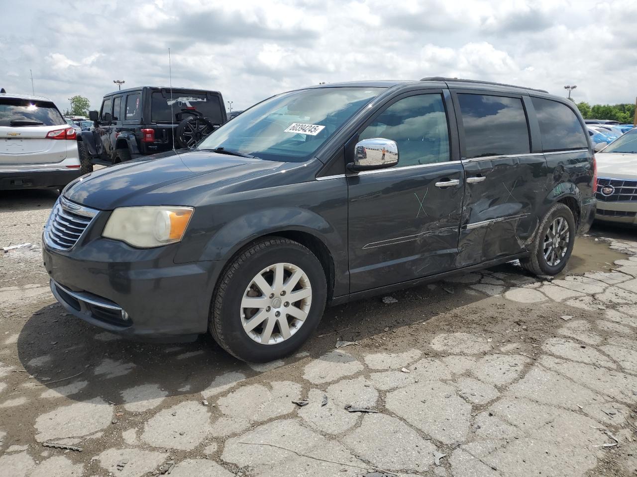 2012 Chrysler Town & cou TOURING L