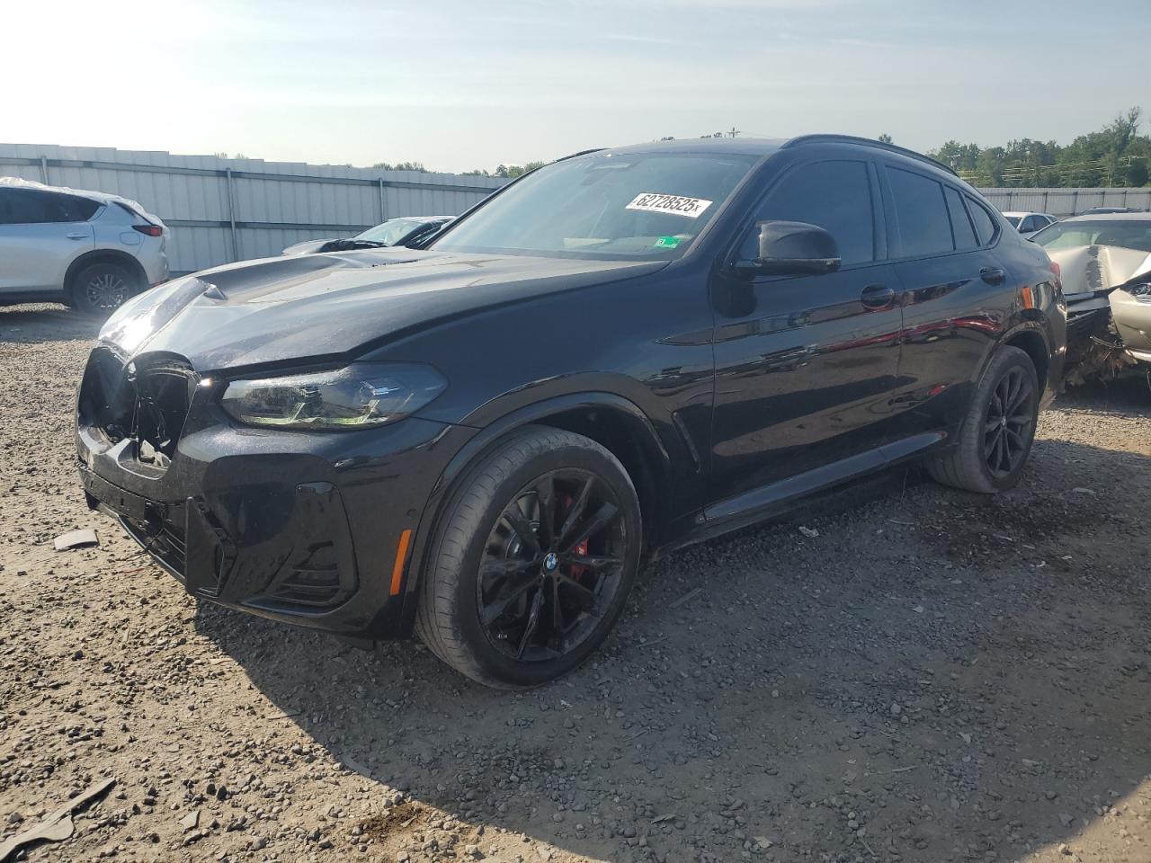 2025 BMW X4 M40i