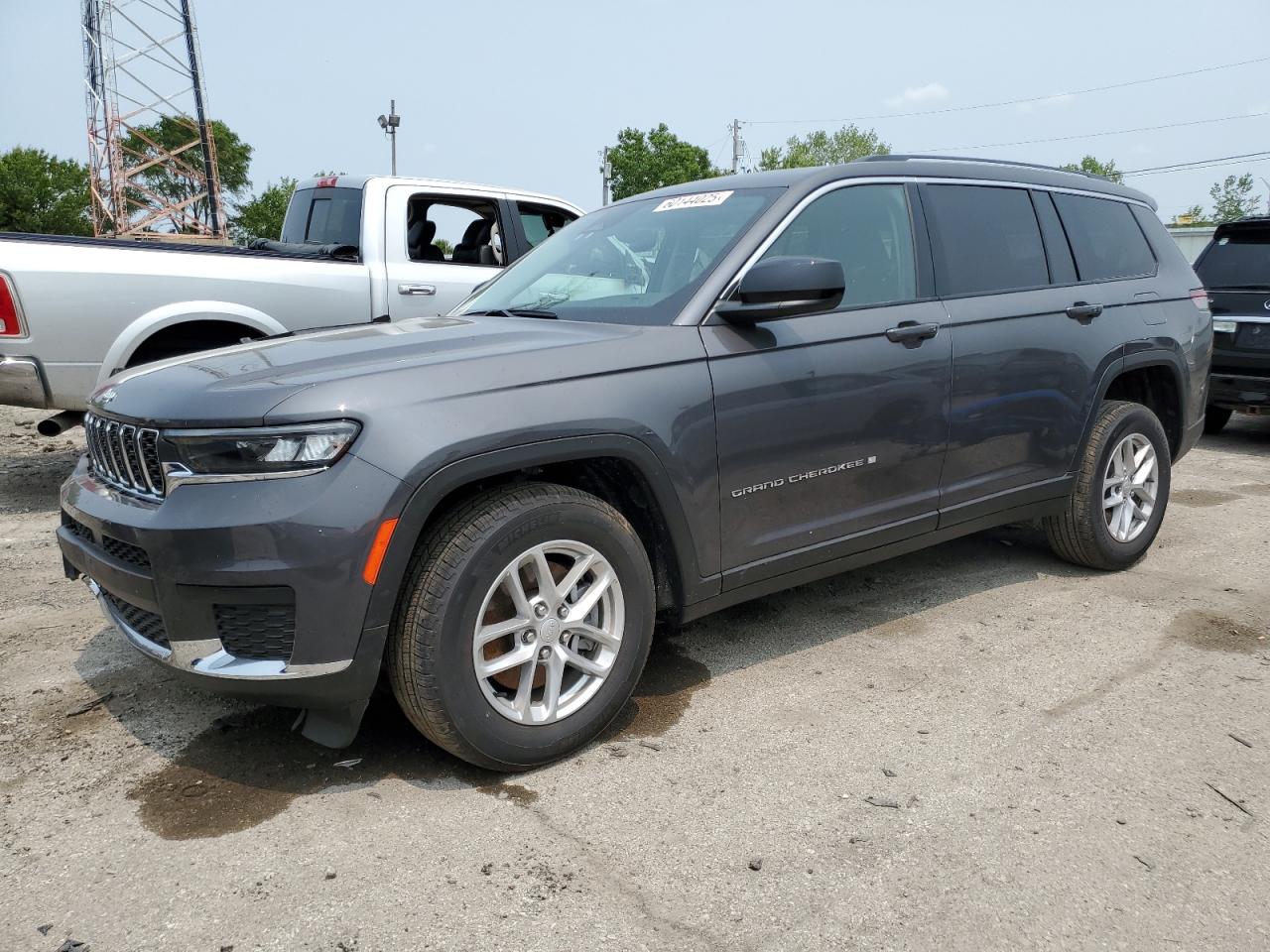 2023 Jeep Grand cher L LAREDO