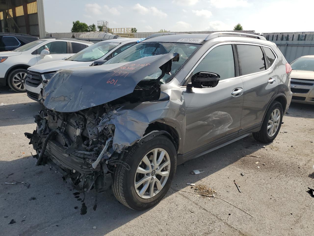 2018 Nissan Rogue s S