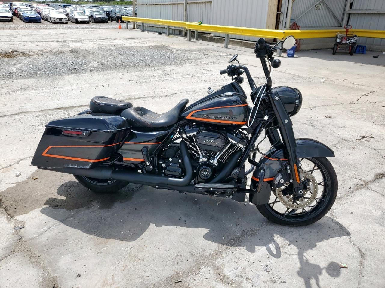 Harley-davidson FLHRXS