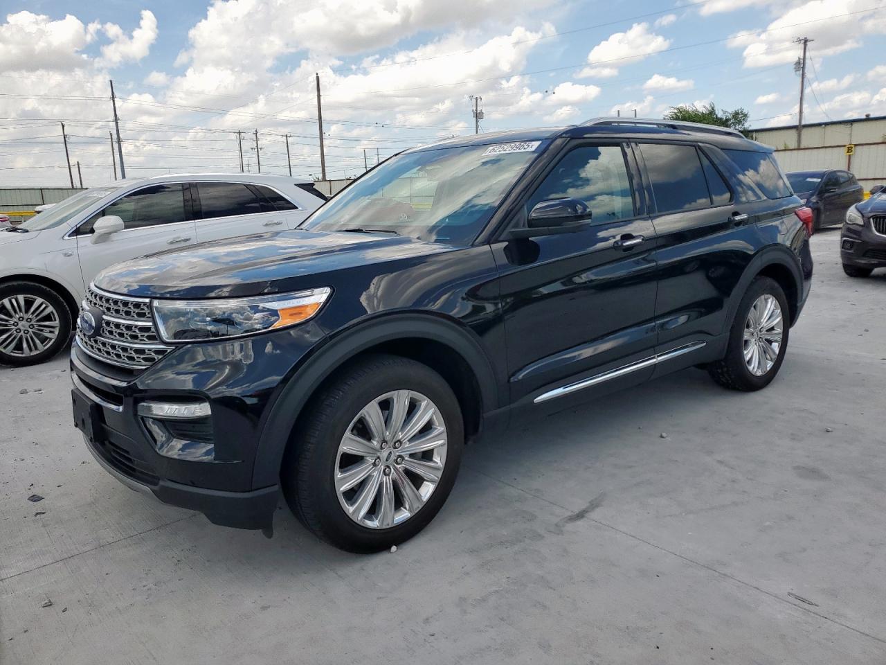 2023 Ford Explorer l LIMITED