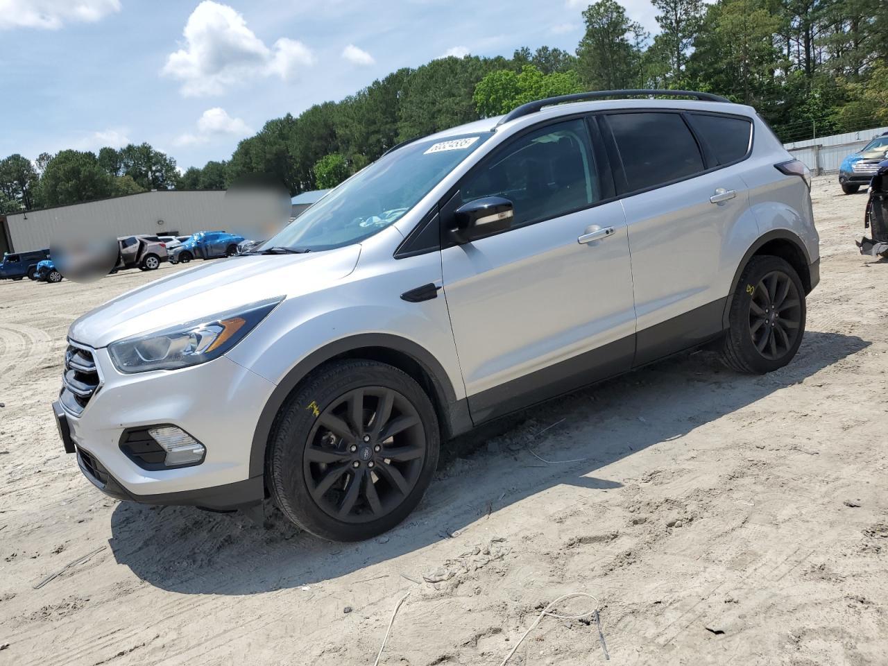 2017 Ford Escape tit TITANIUM